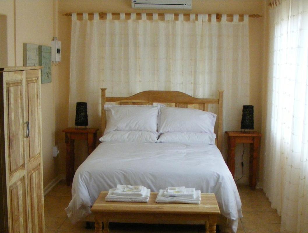 Die Katte Guest House Cottages- Vosburg Exterior photo